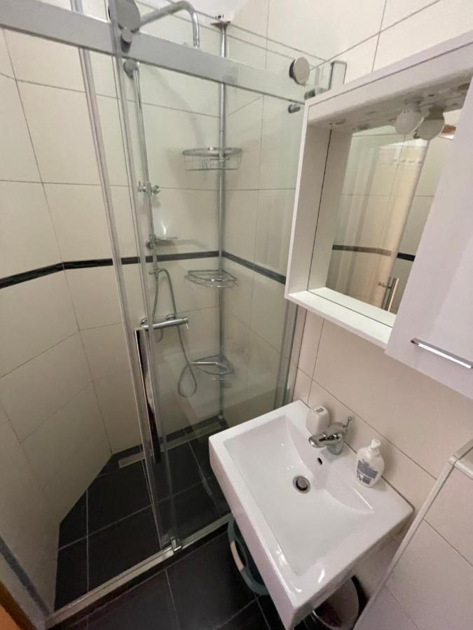 Apartmani Jasminka Vodice Ngoại thất bức ảnh