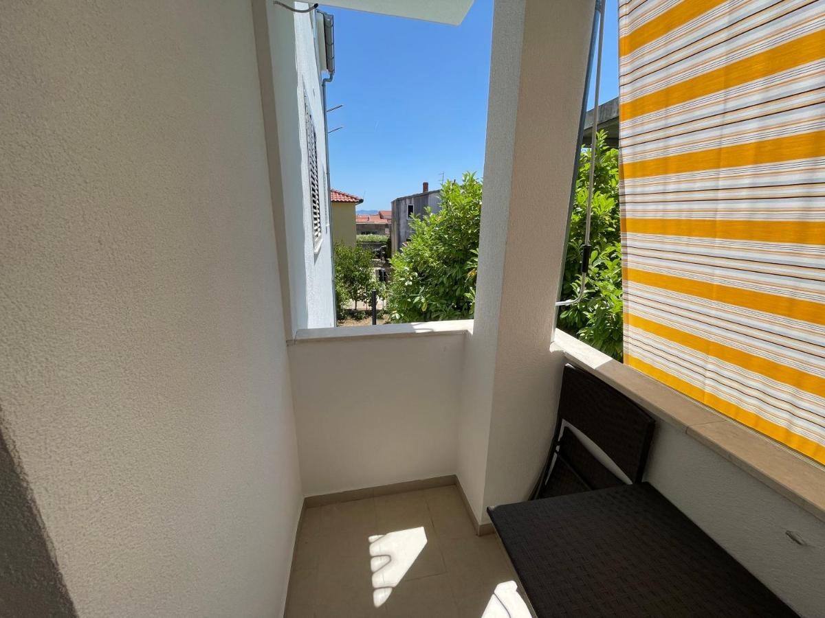 Apartmani Jasminka Vodice Ngoại thất bức ảnh